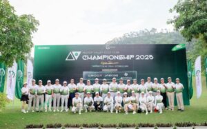 Golfer Hilltop Championship 2025 trong trang phục polo SATANO GOLF