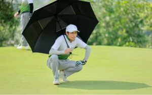 Golfer Hilltop Championship 2025 trong trang phục polo SATANO GOLF 